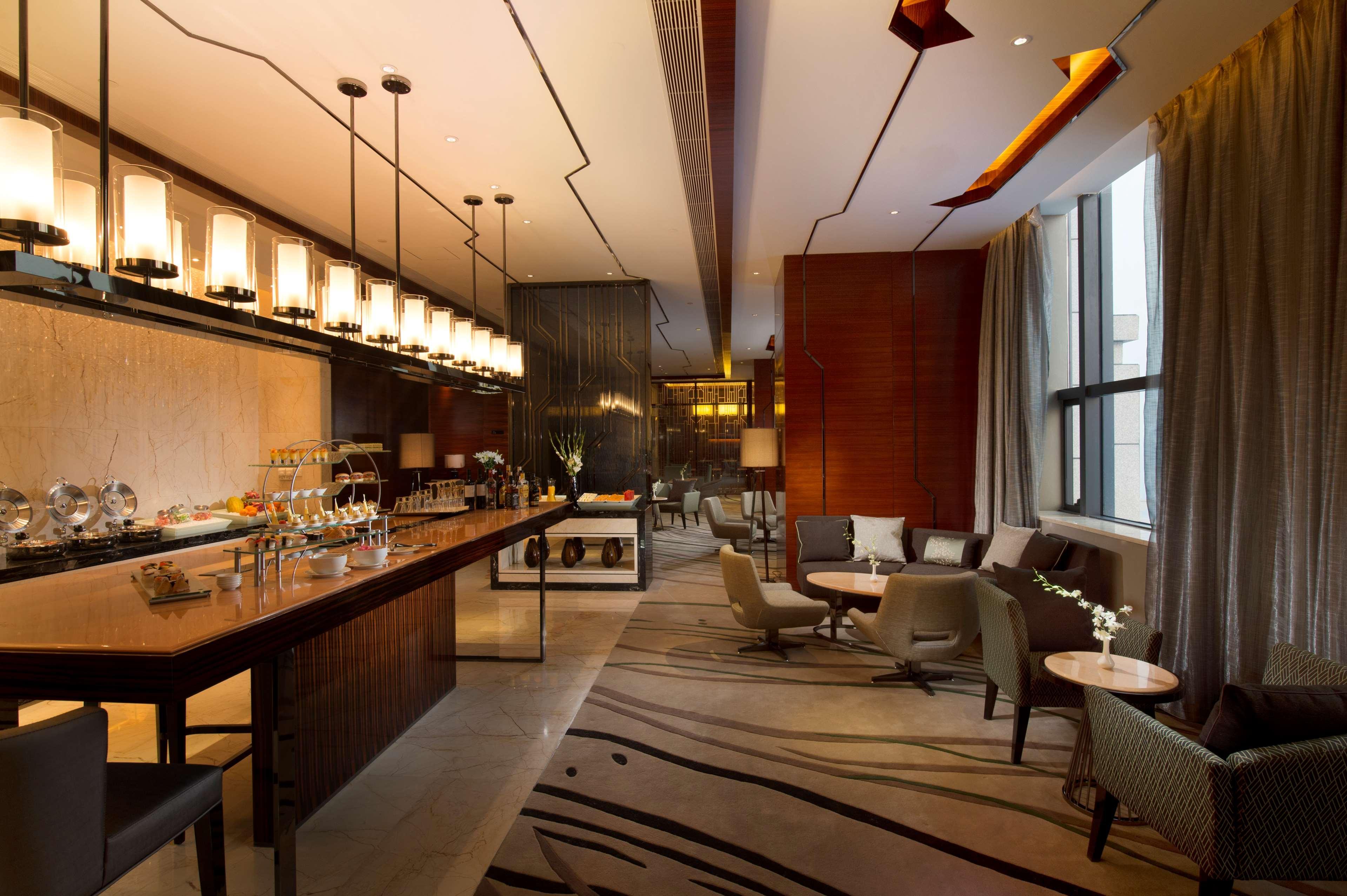 Hilton Zhongshan Downtown Extérieur photo