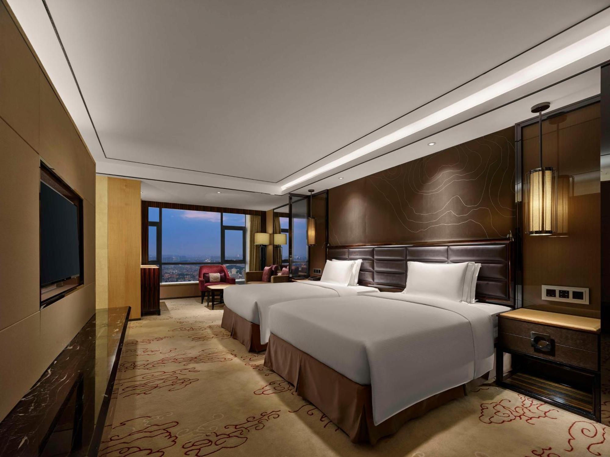 Hilton Zhongshan Downtown Extérieur photo