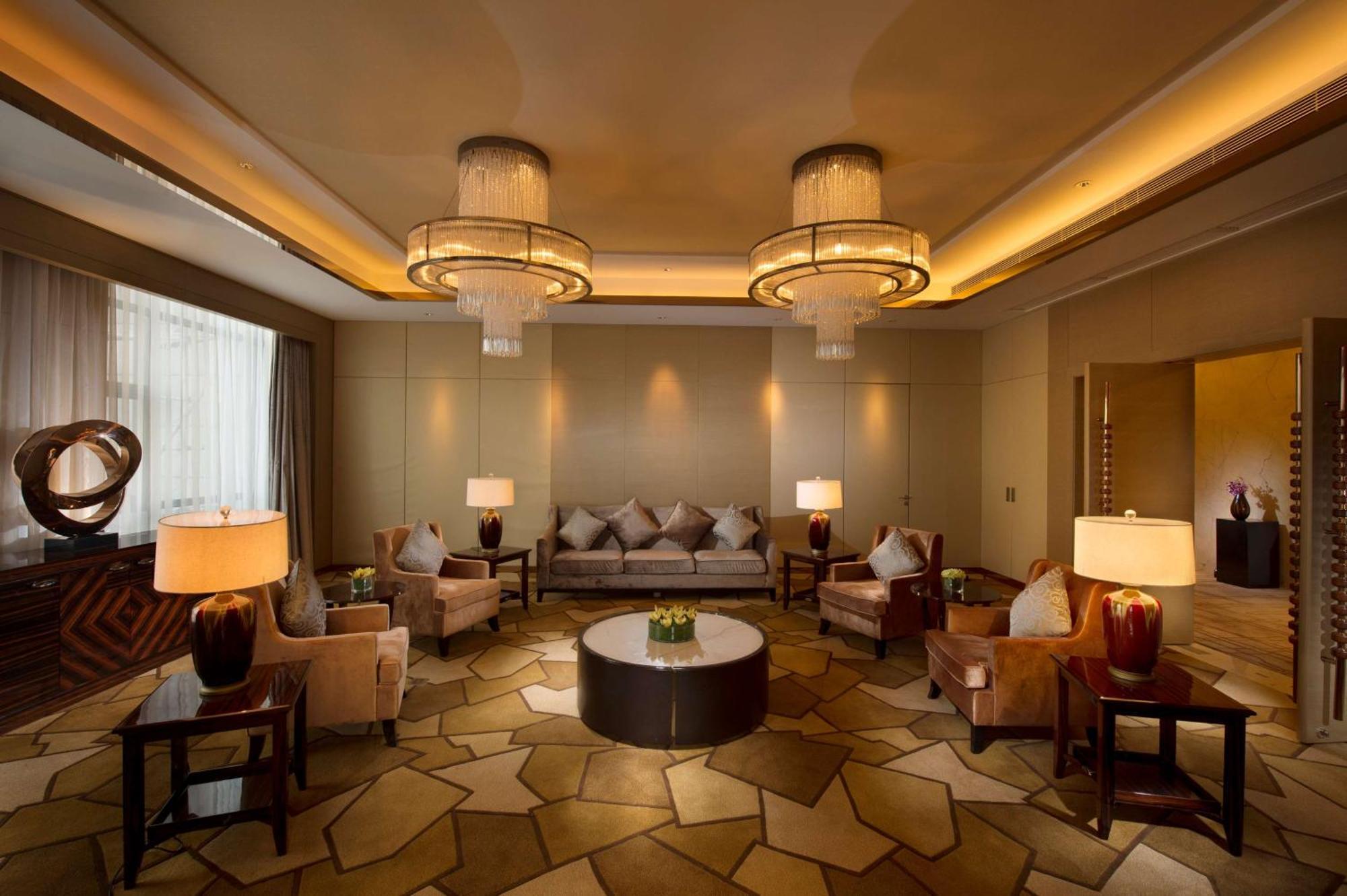Hilton Zhongshan Downtown Extérieur photo