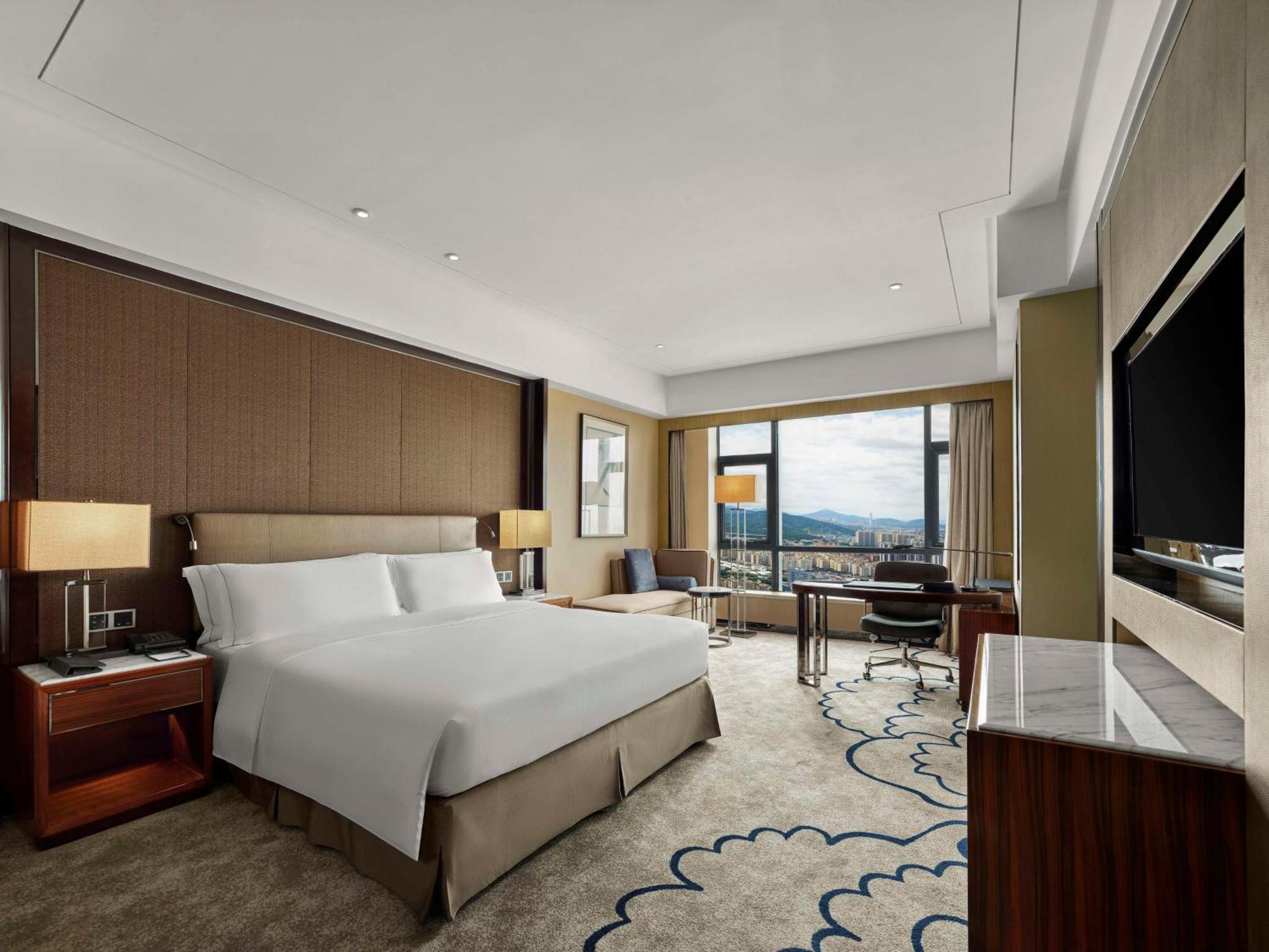 Hilton Zhongshan Downtown Extérieur photo